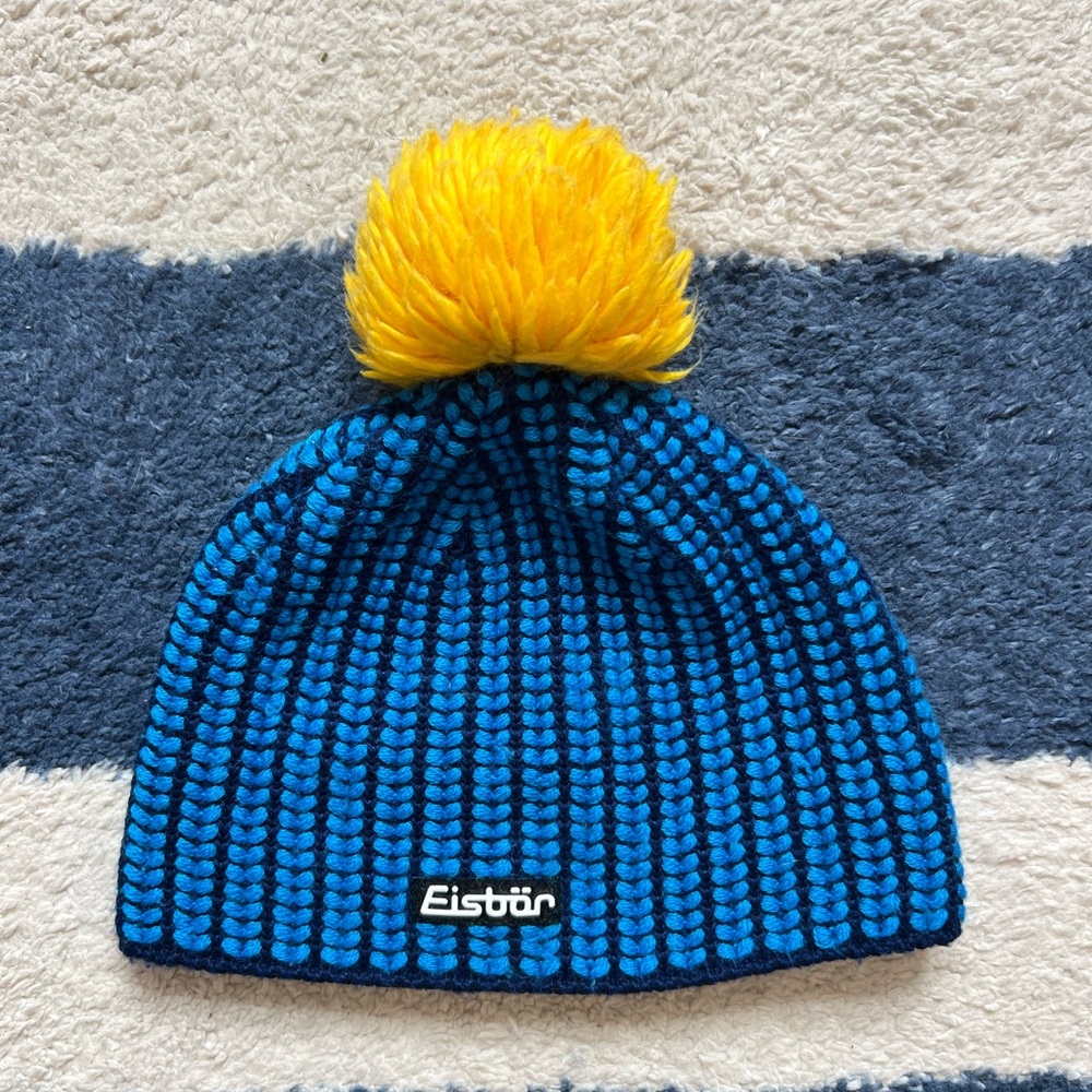 RARE! Eisbär Blue Knit Beanie Kids